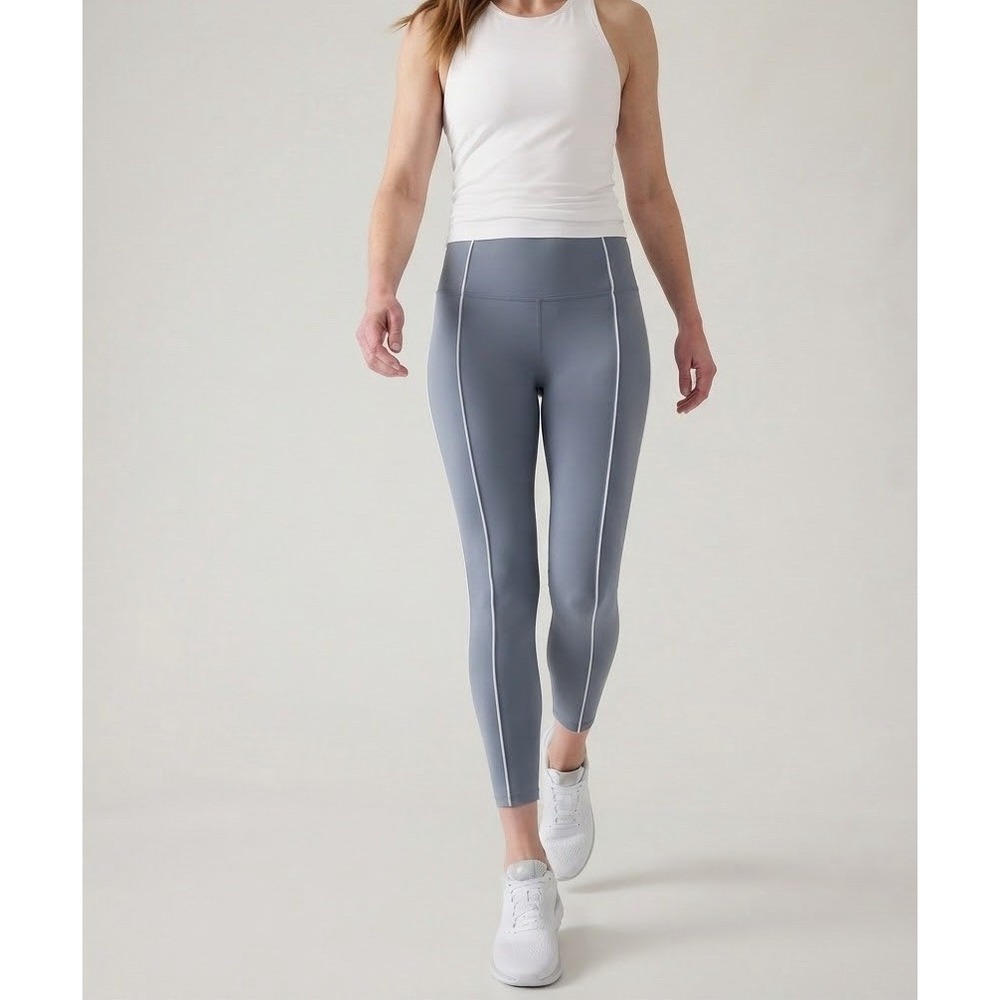 Abercrombie and Fitch YPB 7/8 Length Legging Size Medium Sculpting NWT $65